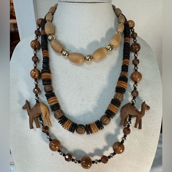 Three neutral safari vibe natural elements necklaces - Picture 1 of 10